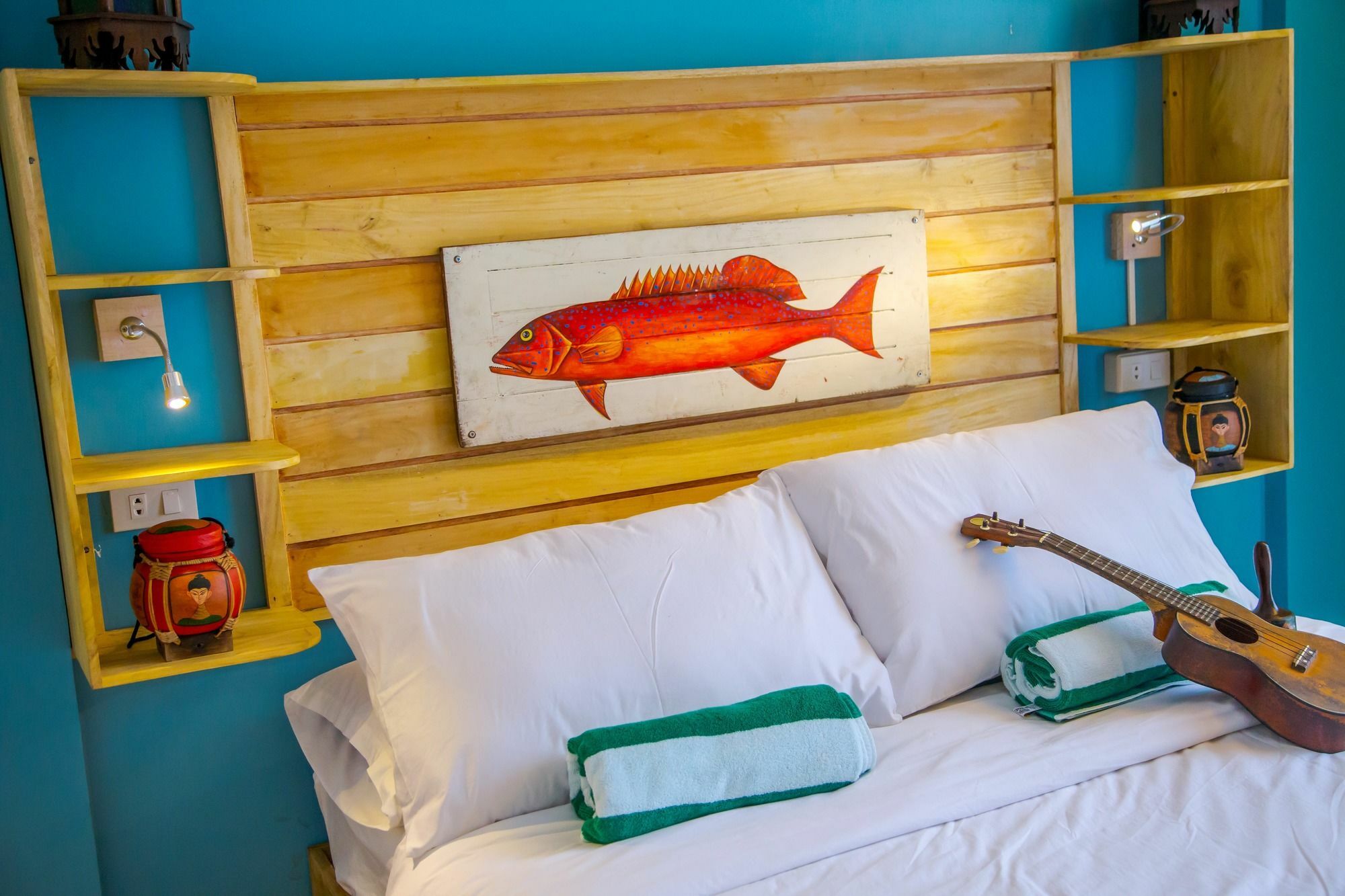 Flotsam And Jetsam Artist Beach Hostel سان خوان المظهر الخارجي الصورة